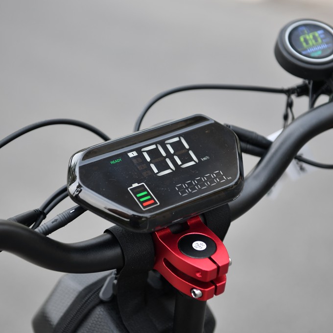AERIUM H5600 off-road elektromos roller, fekete