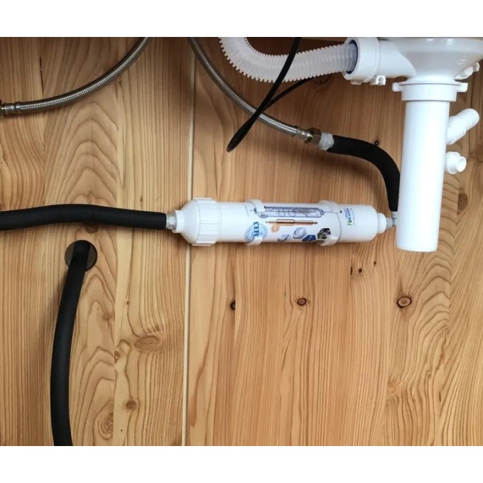 Aqua Spin Activator 3.8 vízélénkítő eszköz